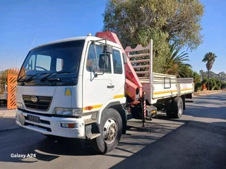 2011 Nissan Ud Ud90 9ton Dropside Truck With Fassi F170 Crane