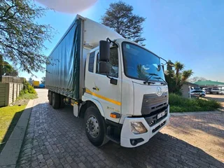 2025 UD Croner PDE250 Auto Tag Axle 16Ton Curtainside Truck