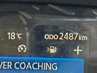 2025 UD Croner PDE250 Auto Tag Axle 16Ton Curtainside Truck