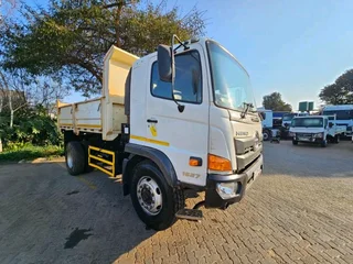 2018 HINO 500 Series 1627 6Cube Tipper Truck