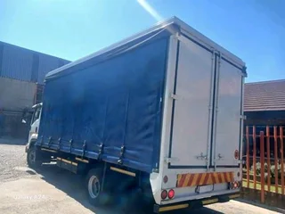2012 Isuzu F-Series FRR550 Curtainside 5 Ton Truck