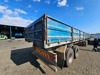 2017 Afrit Drop-side Side-tipper Trailers