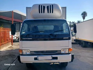 2012 Nissan UD UD40 Refrigerator Truck