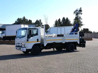 2014 ISUZU NQR500 5TON DROPSIDE TRUCK WITH CRANE