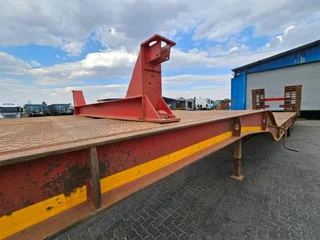 2017 PR TRAILERS 40TON TRI AXLE SWANNECK TRAILER