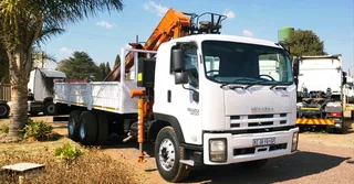 2014 Isuzu FVM1200 Dropside Truck with Crane