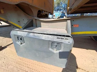 2018 SA TRUCK BODIES SUPER LINK TAUTLINER