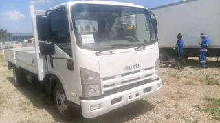 2016 Isuzu Nqr500 5ton Amt Dropside Truck