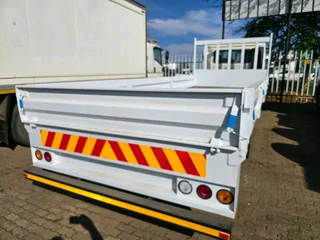 2020 UD CRONER MKE210 6TON DROPSIDE TRUCK