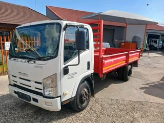 2012 Isuzu Npr400 4.5ton Dropside Body