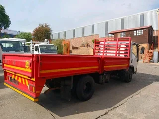 2012 ISUZU NPR400 4.5TON DROPSIDE BODY