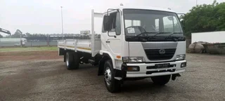 2010 Nissan Ud Ud100 Dropside Truck