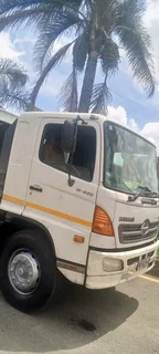 2009 Hino 500 Series 15-258 Dropside Truck