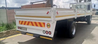 2009 Hino 500 Series 15-258 Dropside Truck