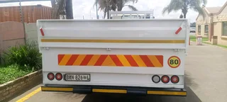 2009 Hino 500 Series 15-258 Dropside Truck