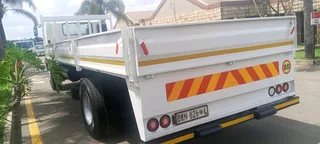 2009 Hino 500 Series 15-258 Dropside Truck