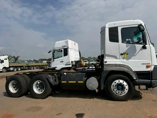 2019 UD QUESTER GWE390 TRUCK TRACTOR