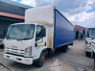 2018 ISUZU NPR400 4.5TON CURTAINSIDE TRUCK