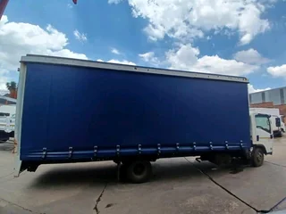 2018 ISUZU NPR400 4.5TON CURTAINSIDE TRUCK