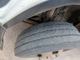 2018 ISUZU NPR400 4.5TON CURTAINSIDE TRUCK