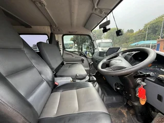 2018 FUSO FE8-150 ROLLBACK TRUCK