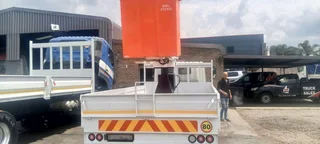 2014 HINO 300 SERIES 814 CHERRY PICKER TRUCK