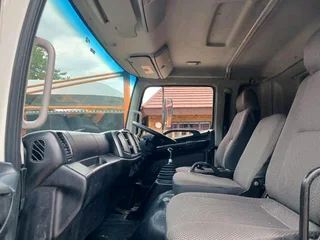 2013 HINO 500 SERIES 1626 9TON CURTAINSIDE TRUCK