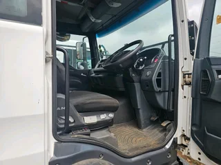 2021 MAN TGM 25.280 12TON  CLOSED BODY TRUCK