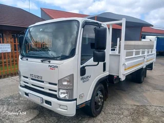 2019 Isuzu Nqr500 Amt 5ton Dropside Truck
