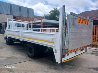 2019 ISUZU NQR500 AMT 5TON DROPSIDE TRUCK