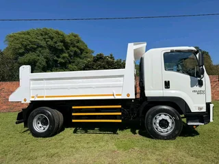 2021 Isuzu F-Series FTR850 6m³ Tipper