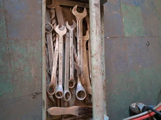 Worktools and machinery