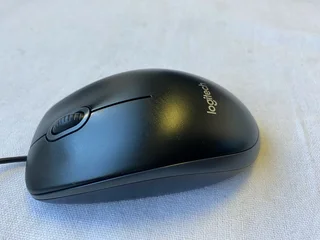Logitech USB Optiscal Mouse @R50