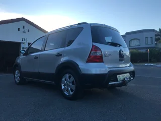 2012 Nissan Livina  1.6 X Gear