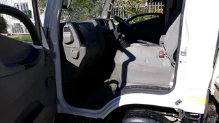 JMC 2.8 CARRING PLUS TRUCK