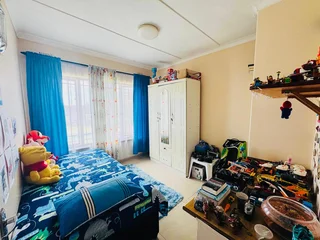 Beautiful home for sale in Farningham Ridge Pinetown R2150 000