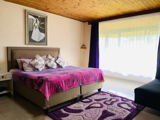 Beautiful home for sale in Farningham Ridge Pinetown R2150 000