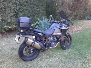 2017 KTM 1050 Adventure