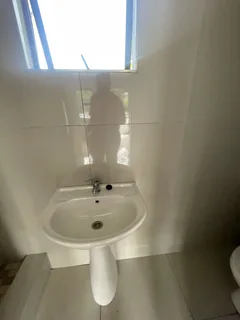 Bachelor  apartment to rent in Ashley Pinetown