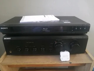 Sony integrated sterio amplifier with Sony hdmi blu-ray dvd player