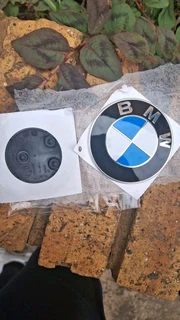  New BMW Original Badges &amp; Centre Caps – R300 Each 