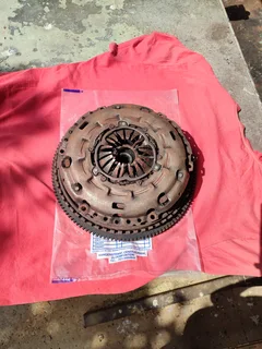 Ford ranger 3.0 weat dual clutch with flywheel