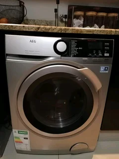 9kg AEG Washing machine & Dryer Combo