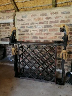 32 Bottle wine rack/holder in great condition
