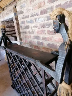 32 Bottle wine rack/holder in great condition