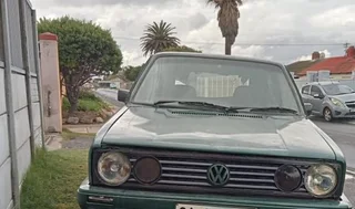 2002 Volkswagen Golf Coupe