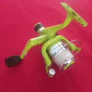 All 3 used fishing reels for total R250 cash. Black Friday special offer.