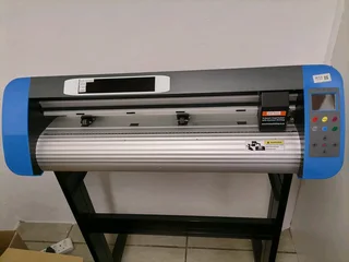 Vynil cutter with Stock ( new)