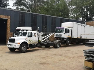 Truck and buses Towing recovery