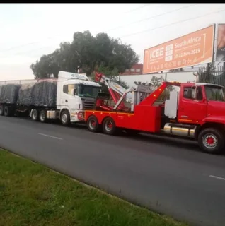 Truck and buses Towing recovery